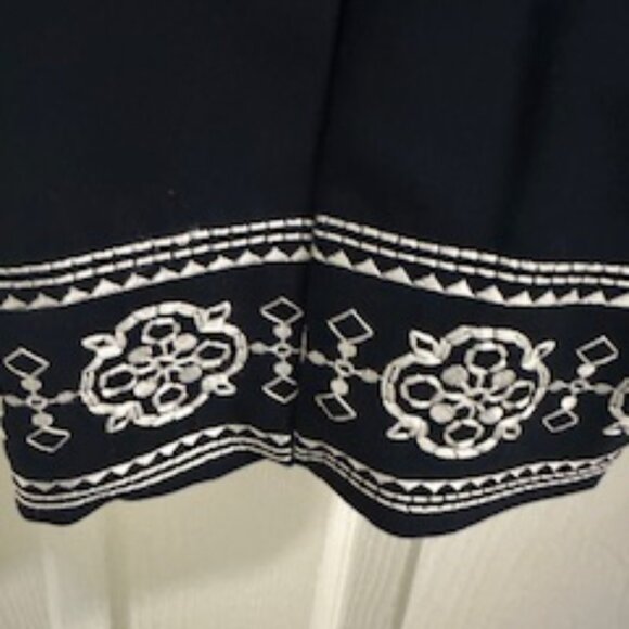 Ruby Rd capris - Picture 2 of 3